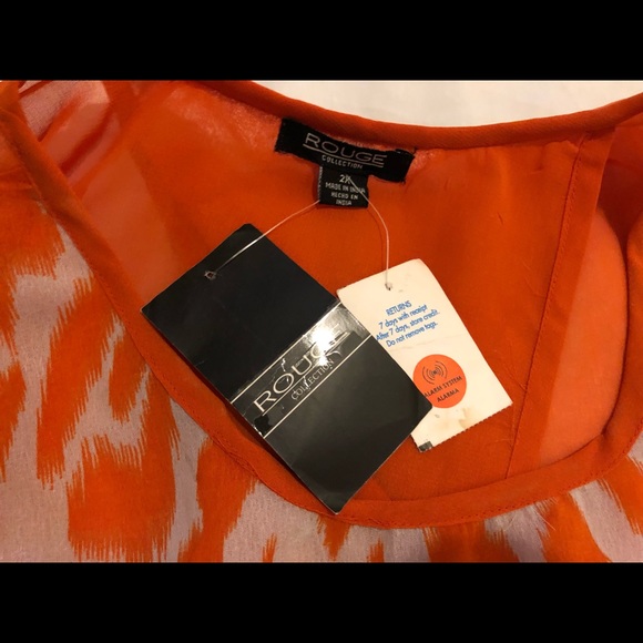 Woman - Picture 2 of 8